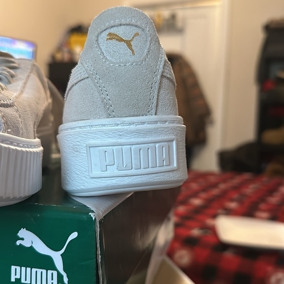 Puma Suede Platform Cream Gold Toe - Picture 9 of 12